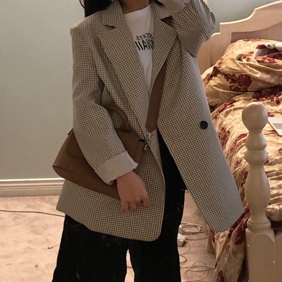 Meet your Posher, Bin - Picture 1 of 1